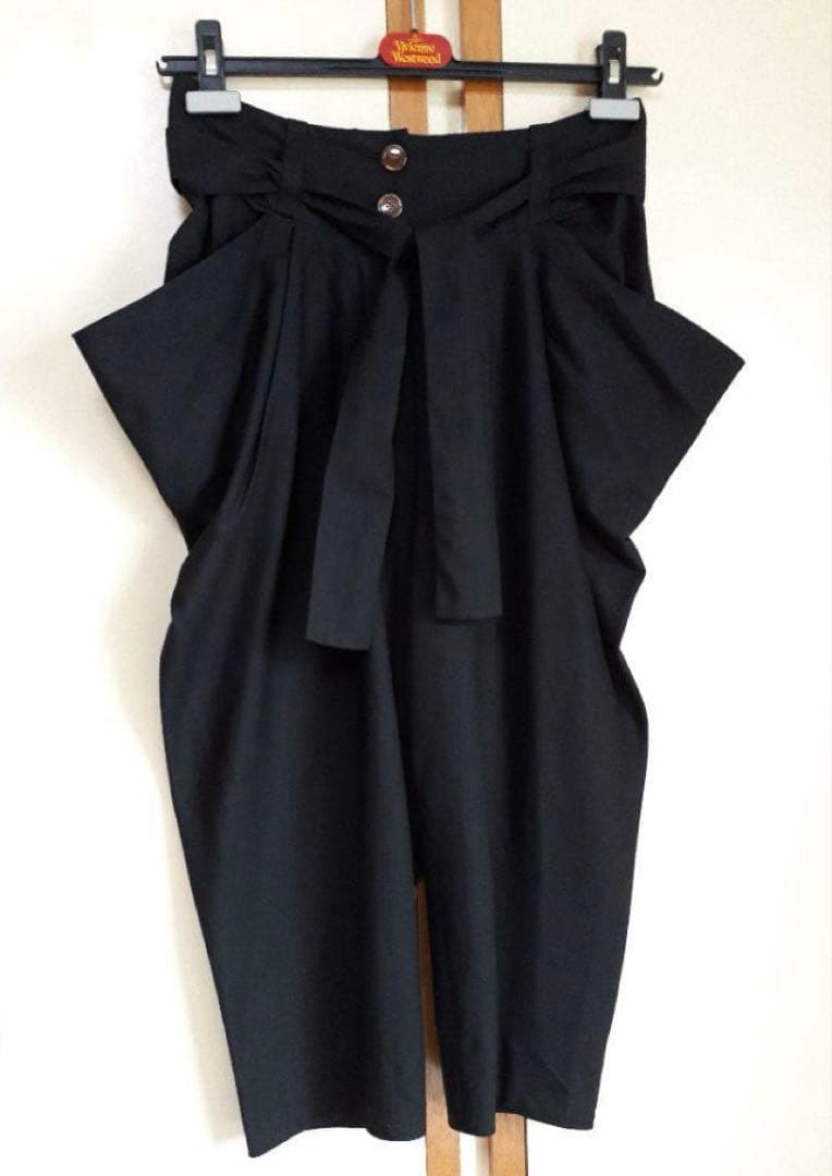 ヴィヴィアン ウエストウッド Vivienne デザイン パンツ サルエル風