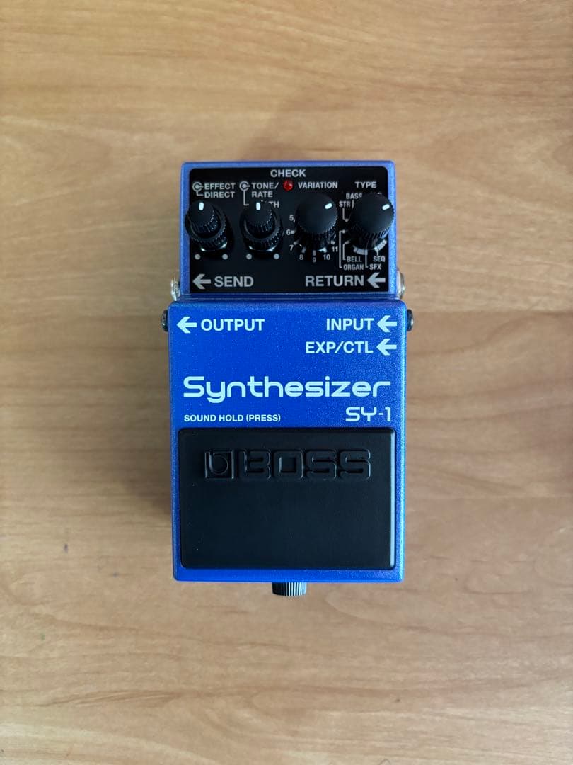 BOSS SY-1 synthesizerシンセサイザーエフェクター