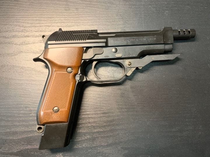 東京マルイ　電動ガン　M93R