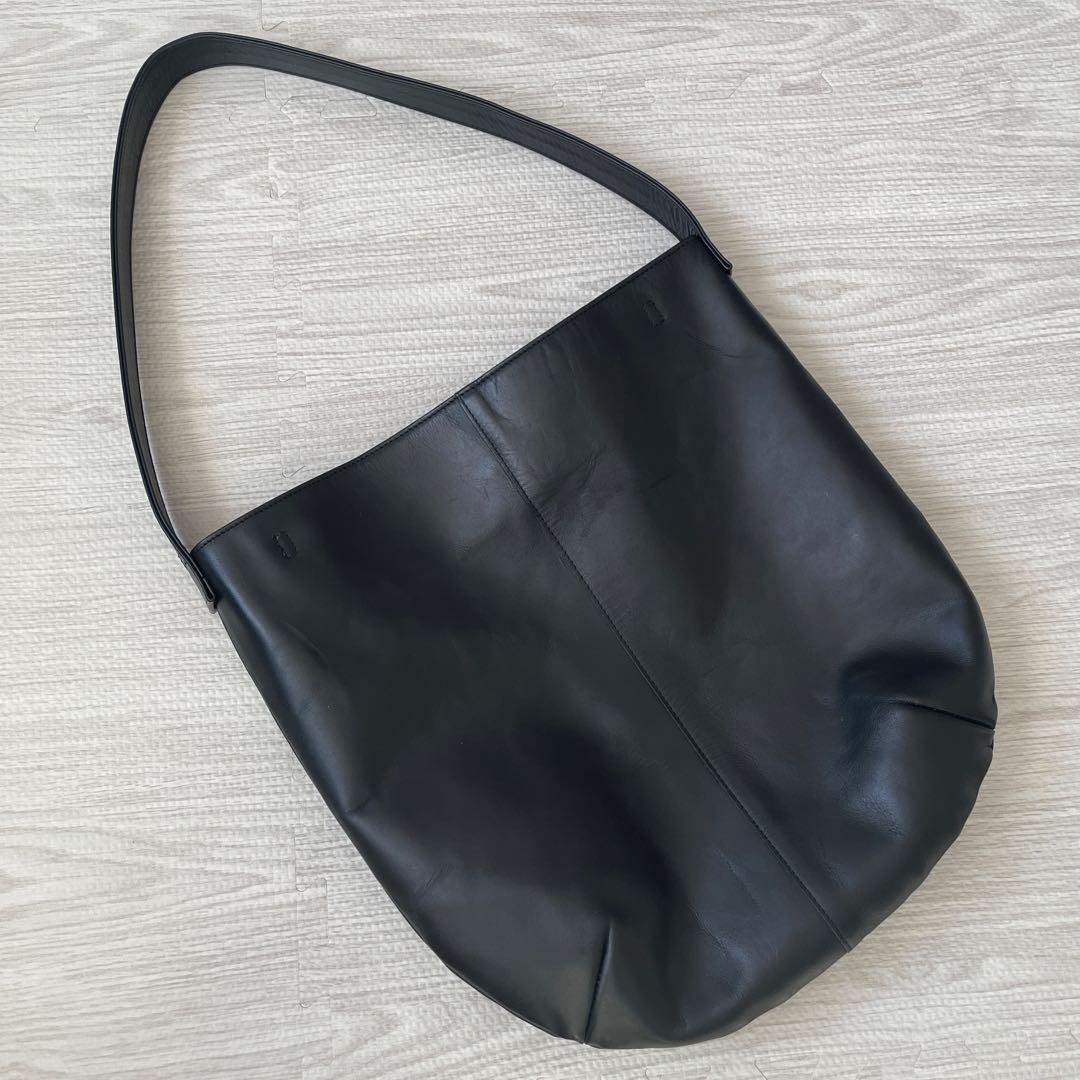 北欧暮らしの道具店「の日にもお気に入りを」撥水レザーの2WAYトートバッグ