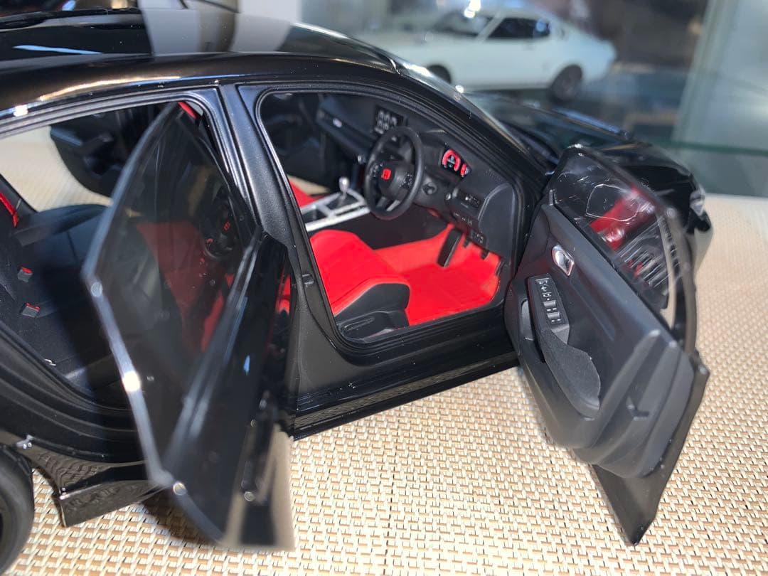 MOTORHELIX 1/18 ホンダシビックtypeR(ブラック)