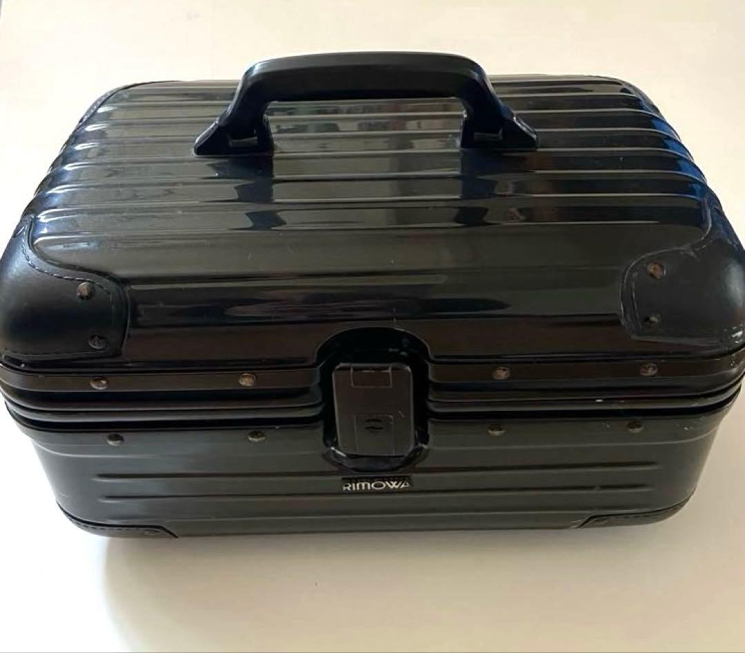 宋支配人リモワ　ビューティーケースSamba Novaサンバノヴァ 中古品