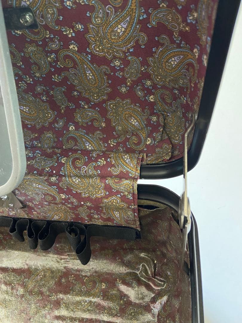 宋支配人リモワ　ビューティーケースSamba Novaサンバノヴァ 中古品