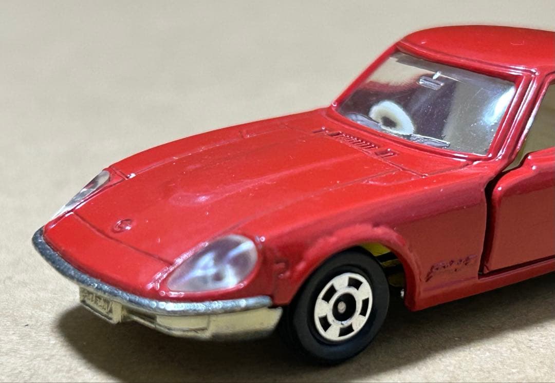 日本製 トミカ ニッサン フェアレディ 240ZG 赤