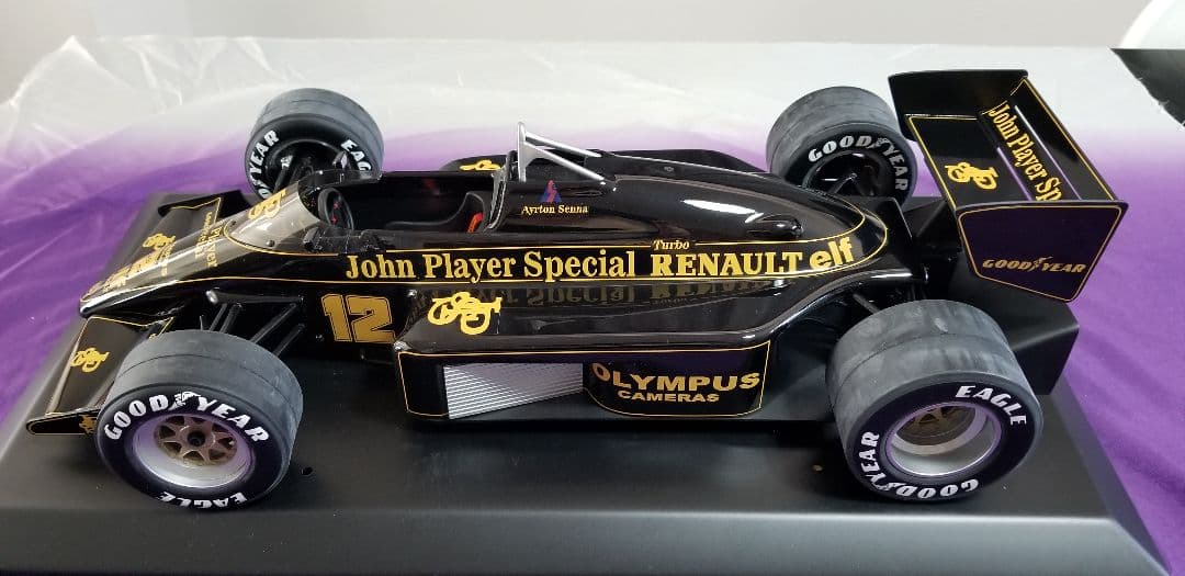 【希望価格応相談】アイルトンセナ 1/8 ミニチャンプス ロータス97T