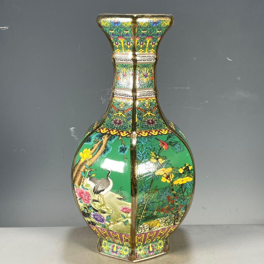 琺瑯彩花鳥紋六稜賞瓶 景徳鎮 陶磁器 装飾品 現代工芸品 美術品 置物