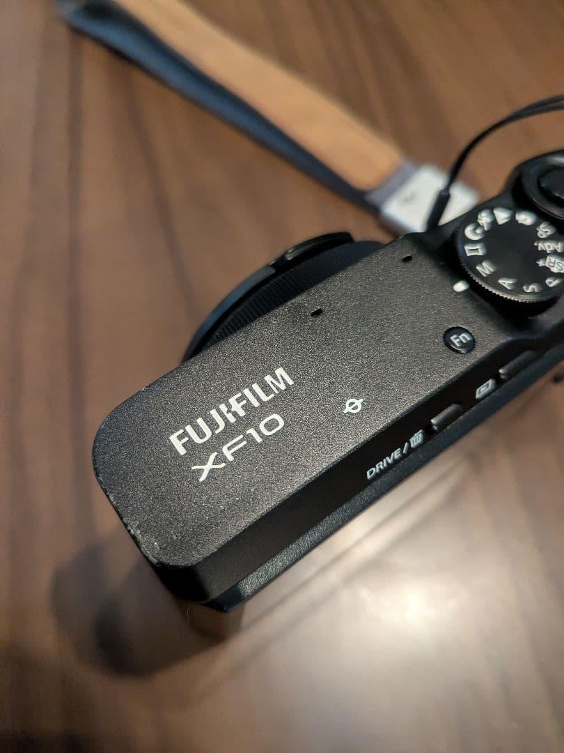 FUJIFILM XF10 ブラック
