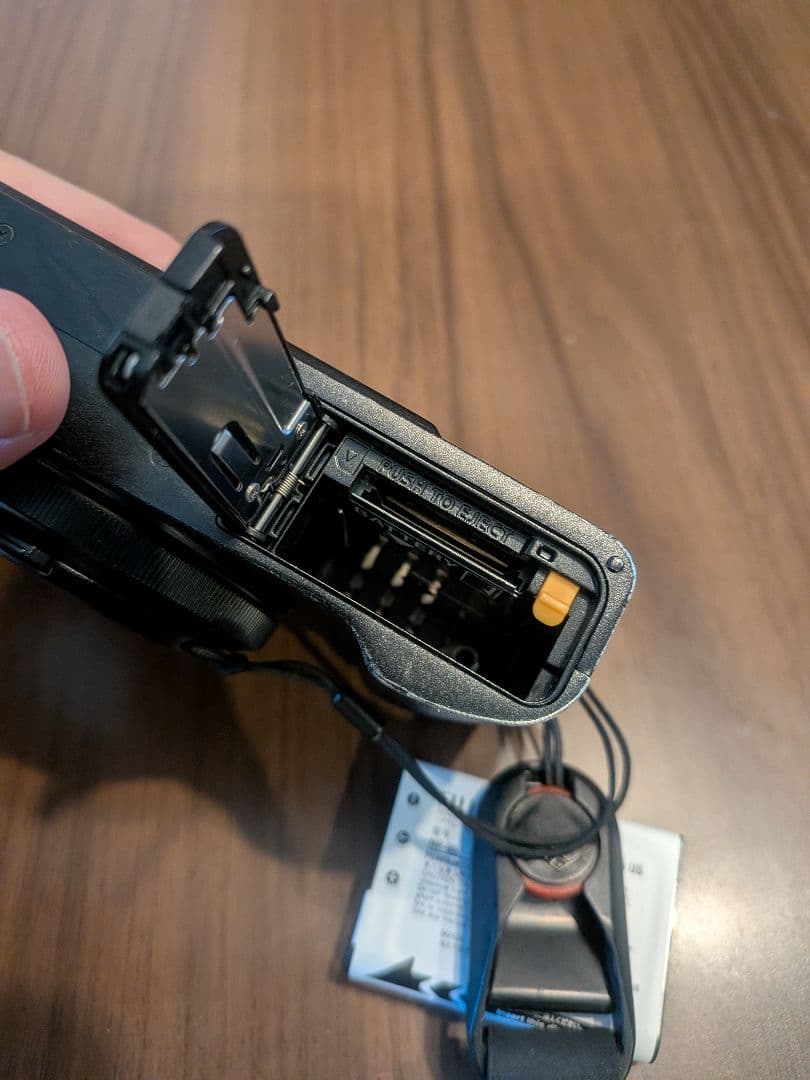 FUJIFILM XF10 ブラック