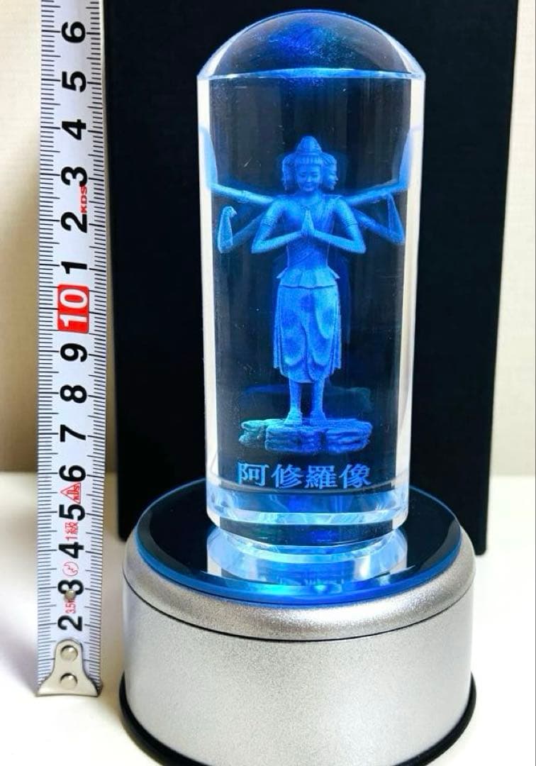 【新品】LED照明付3D阿修羅像あしゅら　鉛を含まないK9クリスタルガラス