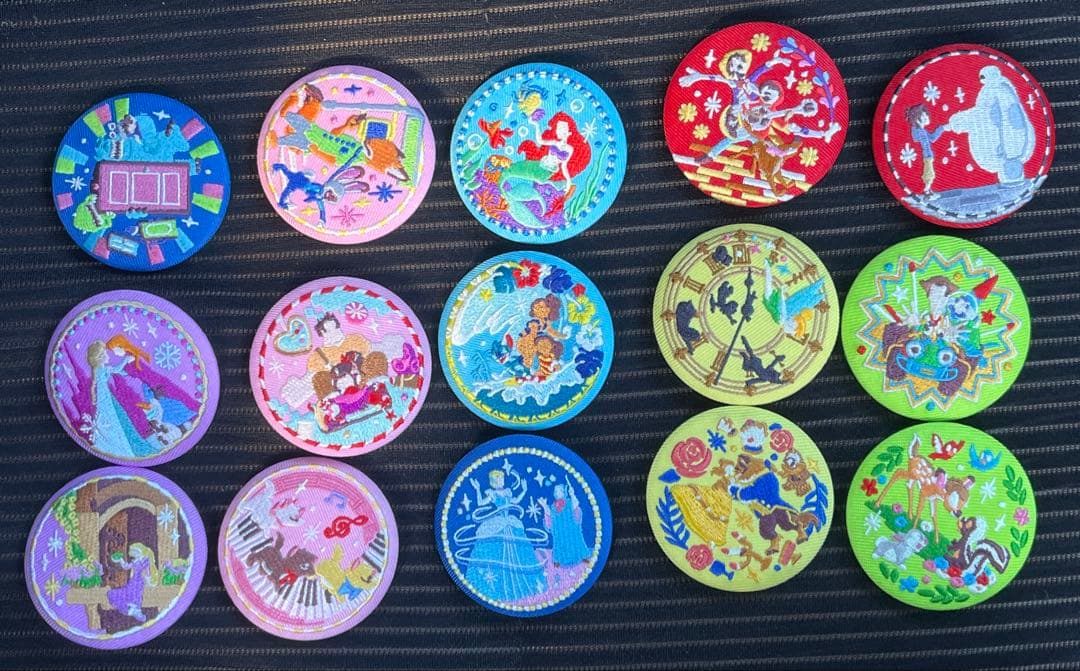 Disney Characters 刺繍缶バッジ2 コンプリート15個　⑥