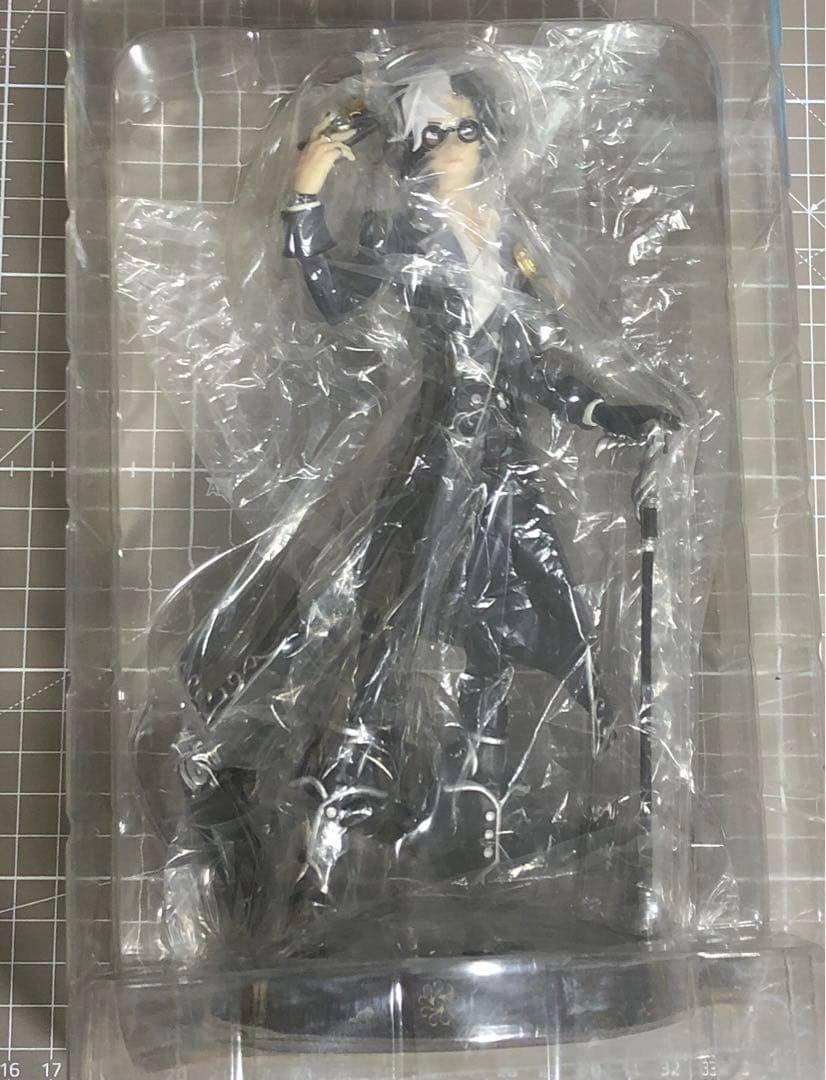 D.M フィギュア