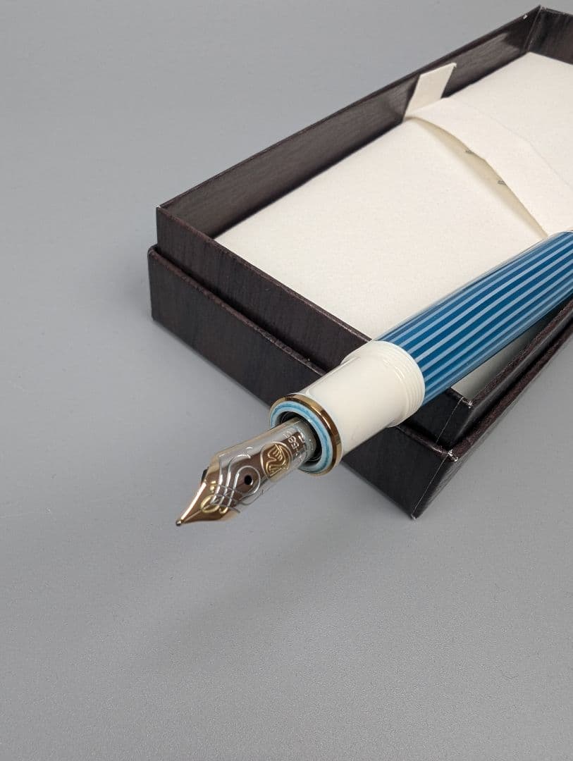 ペリカン スーベレーン M600 ターコイズホワイト ニブEF 　Pelikan