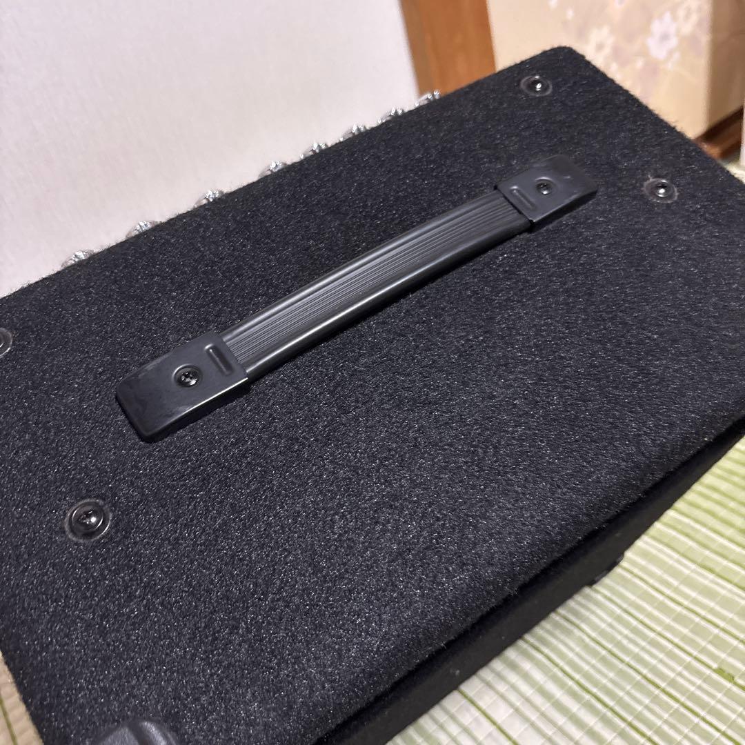 LINE6 LowDown LD15 ベースアンプ　ギター　ベース　楽器　音楽