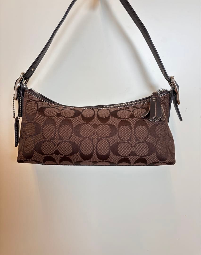 【美品】COACH コーチ　ワンショルダーバッグ　ハンドバッグ シグネチャー