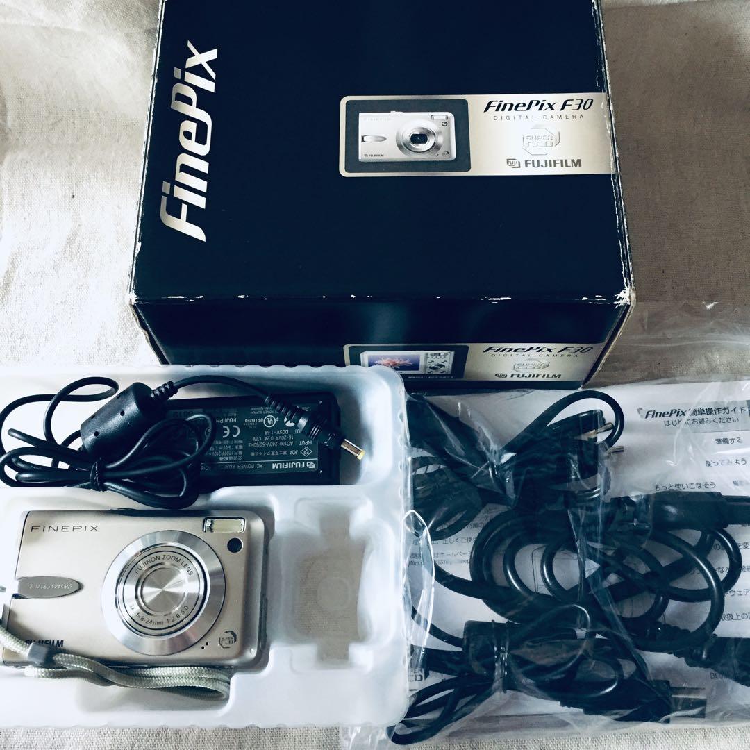 箱付き 付属品多数 超美品 FUJIFILM FINEPIX F30 コンデジ
