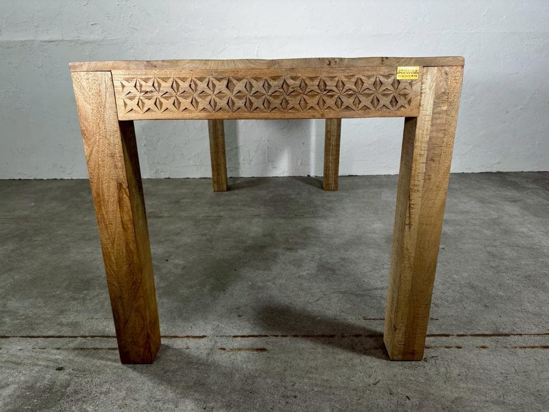 『KARE』カレ ダイニングテーブル 食卓テーブル レリーフ RWdin15