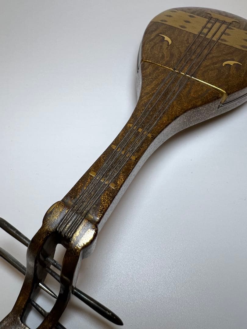 香道具 超絶技巧の時代漆芸　明治時代 本金蒔絵琵琶形香合 時代箱 香道具　金蒔絵