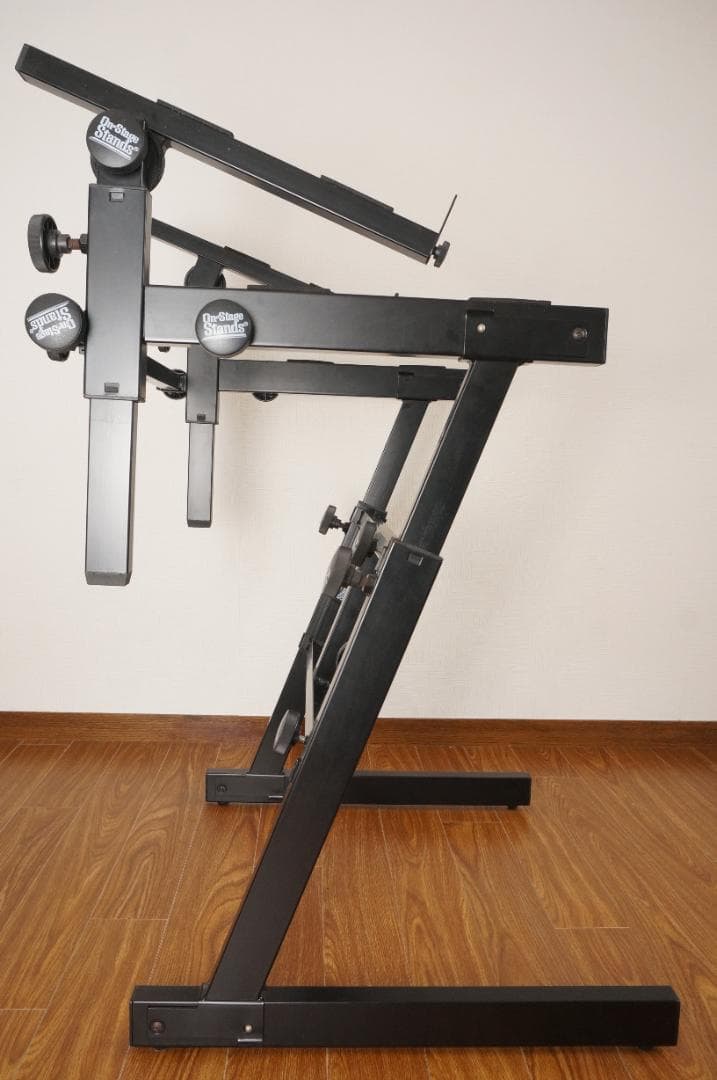 On-Stage Stands Z型支柱採用 2段キーボードスタンド