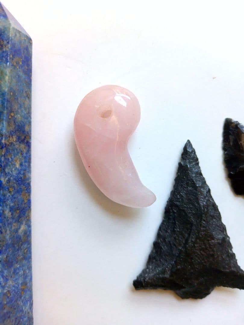 神代セット   ; . カムイ神代世界観　勾玉 ラピスラズリ六角柱 石鏃 石器