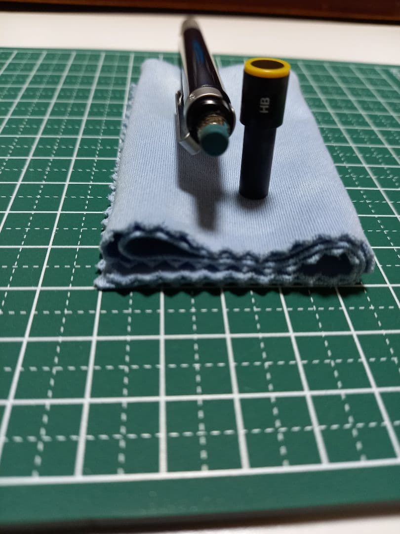 こ*い様 廃盤　ハイユニ　Hi-uni　3051FFシャープペンシル 0.3mm