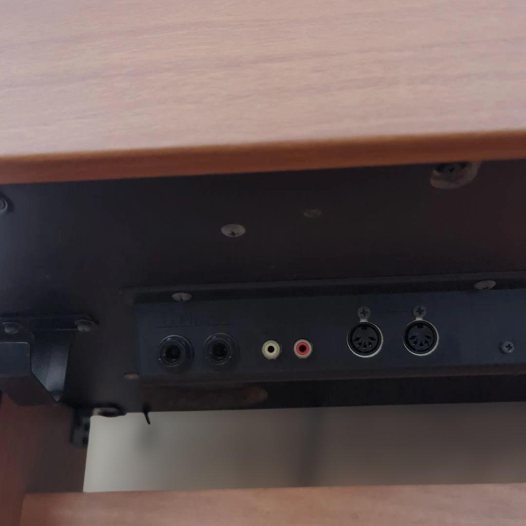 poron　ローランド 電子ピアノ HPi-50 デジスコア 音出しOK