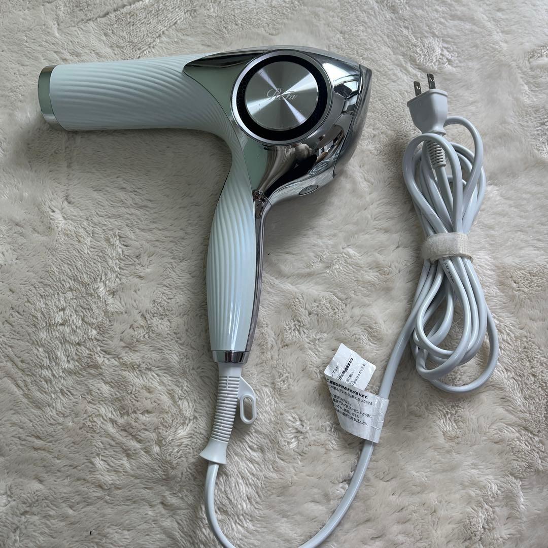 リファビューテックドライヤープロ RE-AJ02A ホワイト