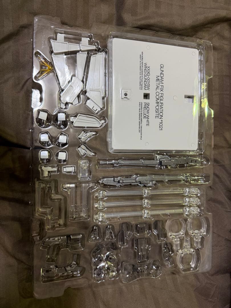 メタルコンポジット ウイングガンダム スノーホワイトプレリュード