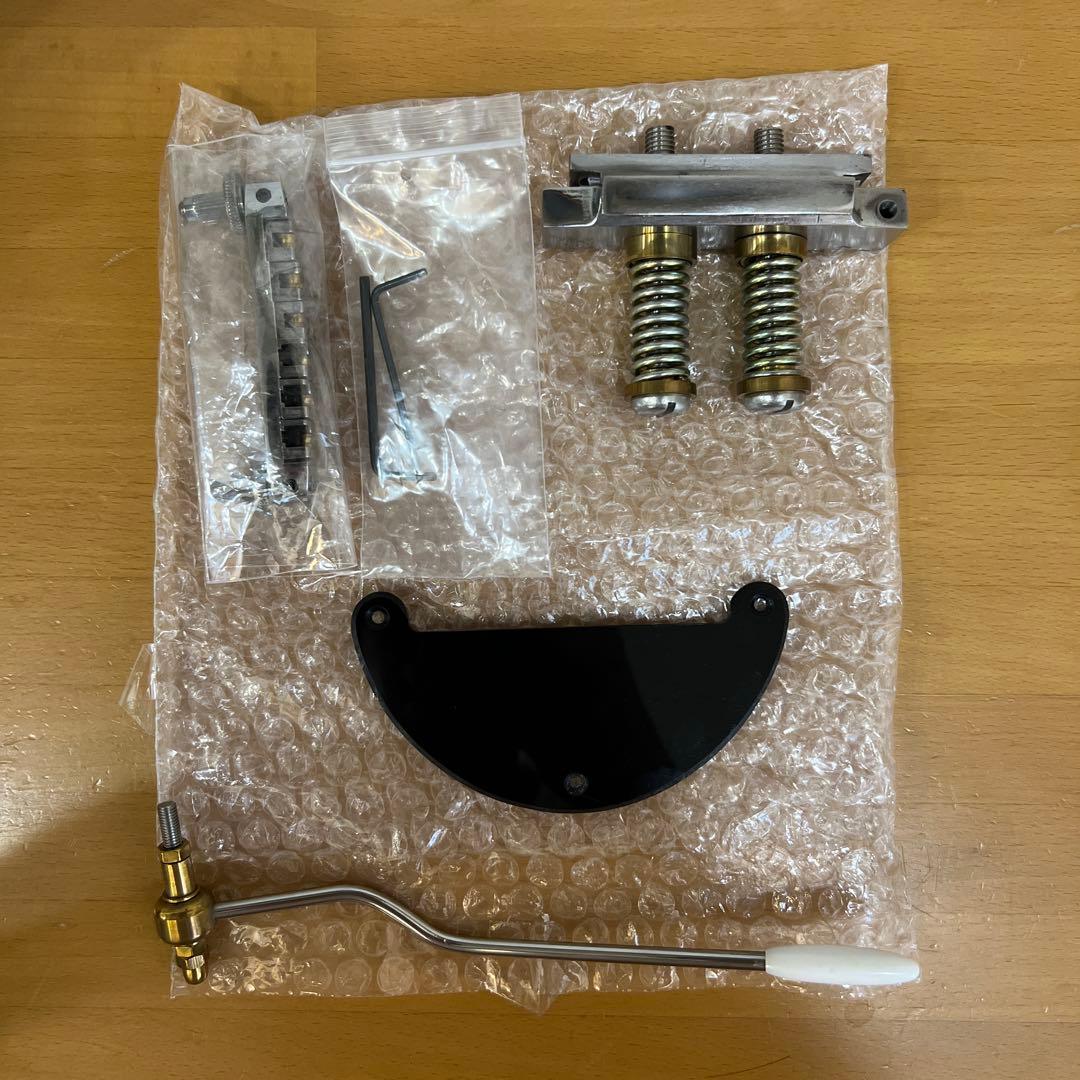 レッドスペシャル　トレモロユニット　ブライアン・メイ　純正品