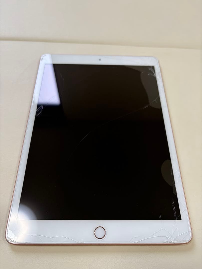 iPad8世代　32GBローズゴールド