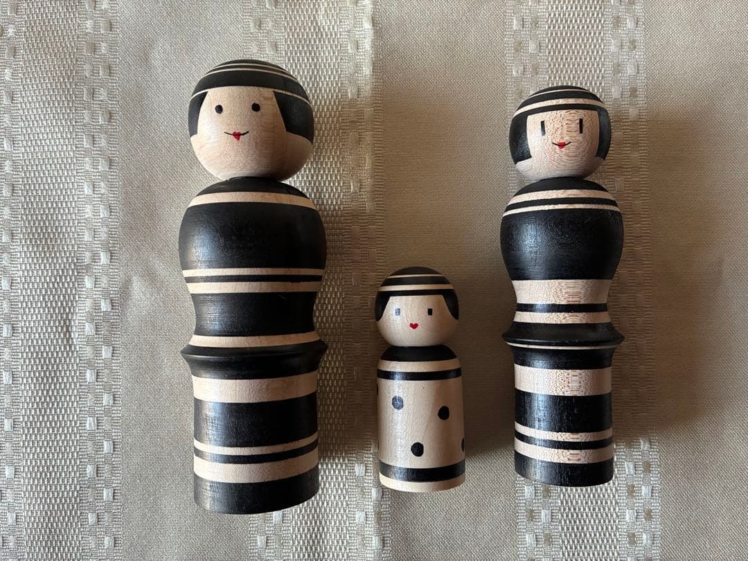 ルビンのこけし ファミリー ブラック 黒 限定品 青森県黒石市 22000円