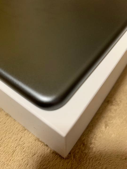 iPad Air Wi-Fi + Cellular 第3世代