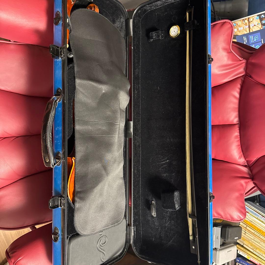 バイオリン4/4 弓　ケース付き