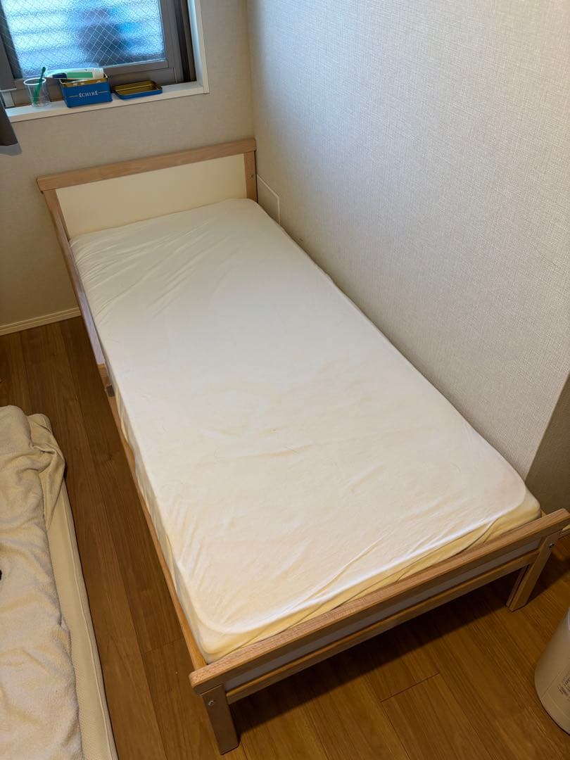 IKEAスニーグラル (子供用ベッド)