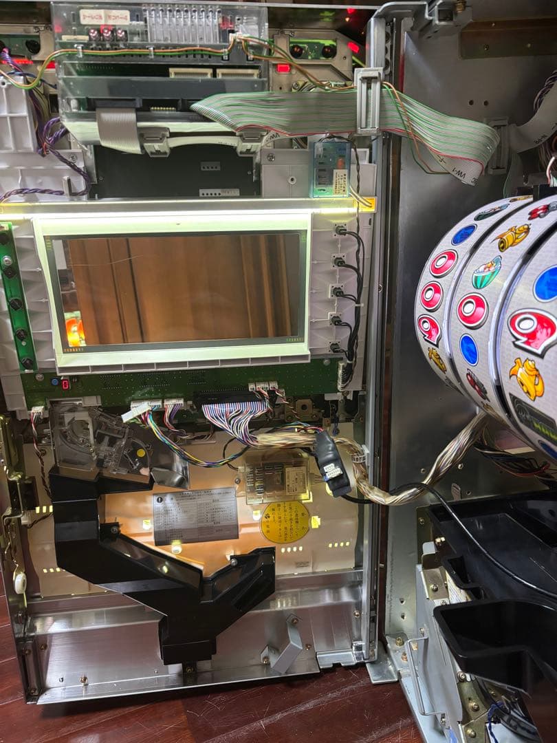 【送料無料】名機！アビリット 初代 サイボーグ００９ 不要機付 レア 白パネル