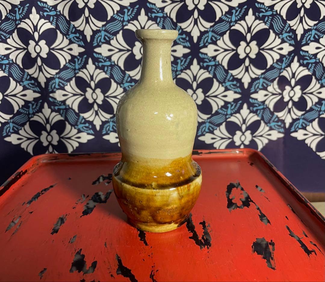 大嶺實清氏　嘉瓶（ゆしびん）