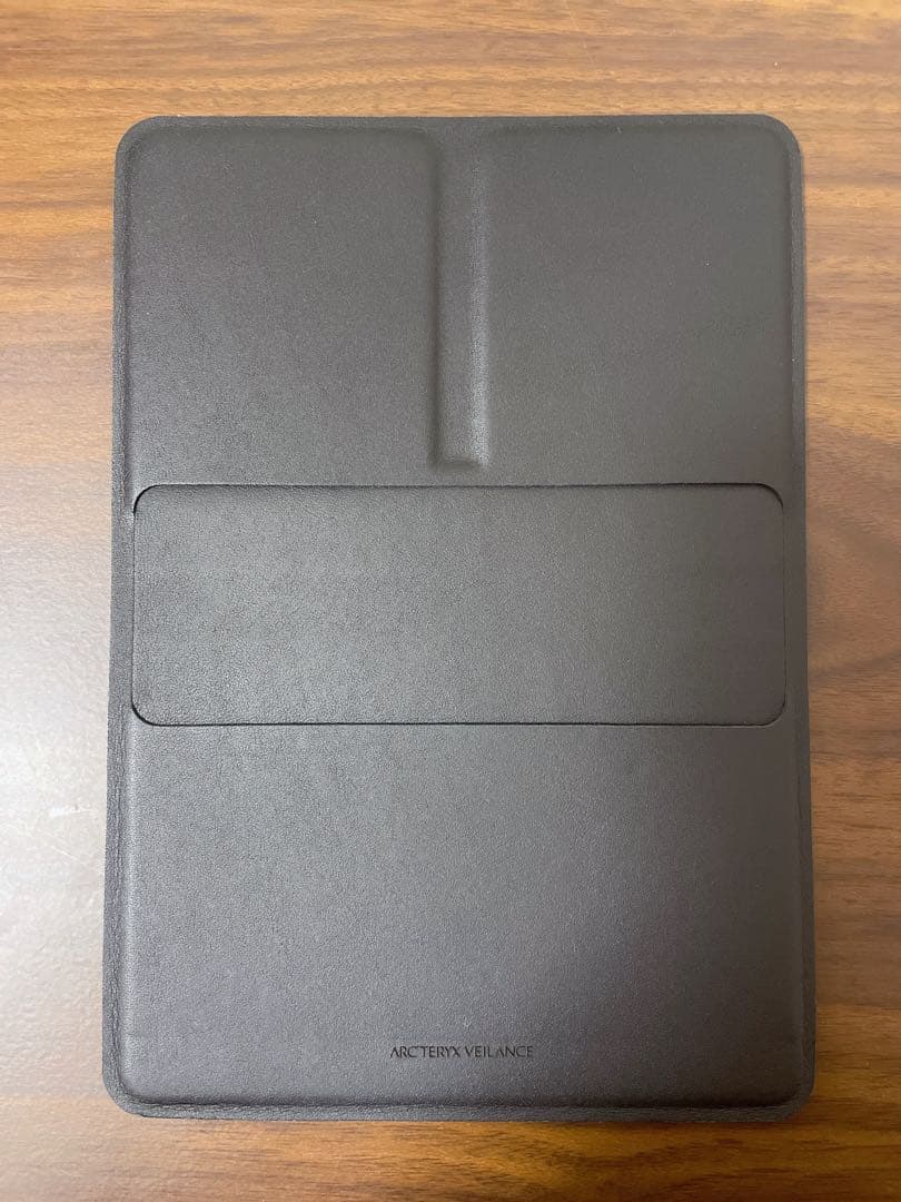 ARC'TERYX VEILANCE パスポートケース
