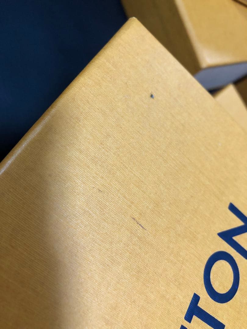 ルイヴィトン　財布箱　携帯ケース箱　20箱　リボン