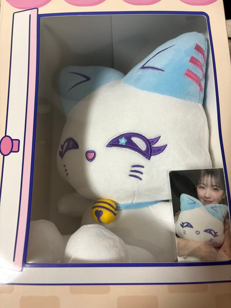 加藤心 おすわりME:EYE’s