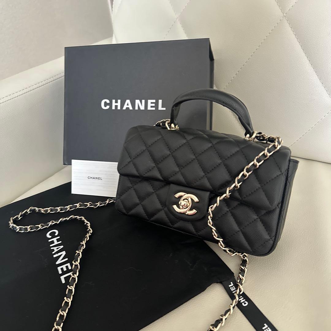 CHANEL ショルダーバック　マトラッセ　新品未使用ノベルティ　キャビアスキン