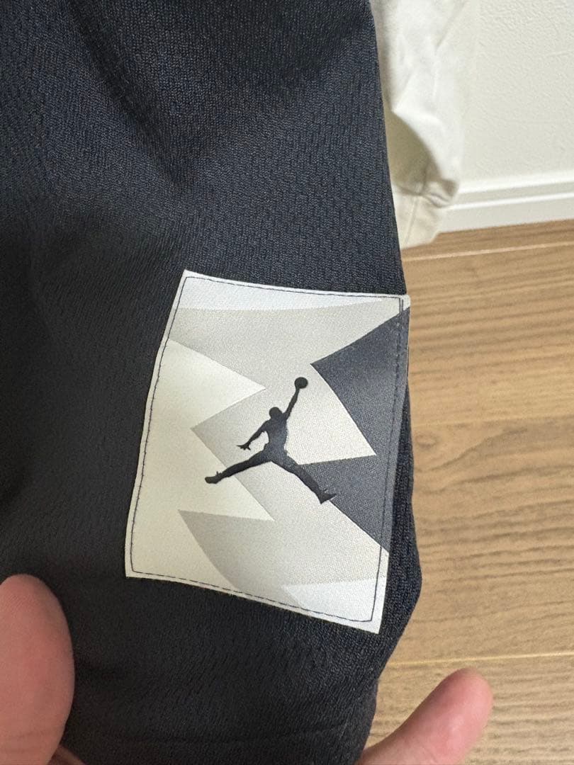 ジョーダン　ナイキ　パーカー　スタジャン　エアジョーダン