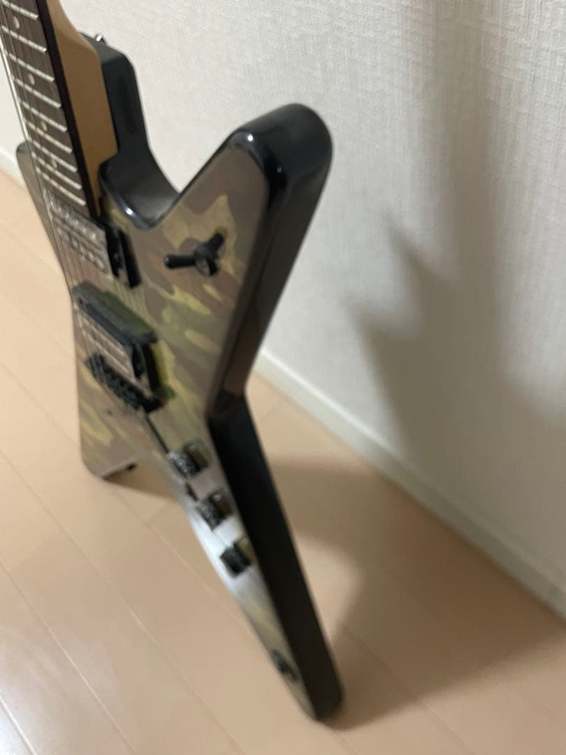 DEEN ダイムバックダレル　カモ　エレキギター