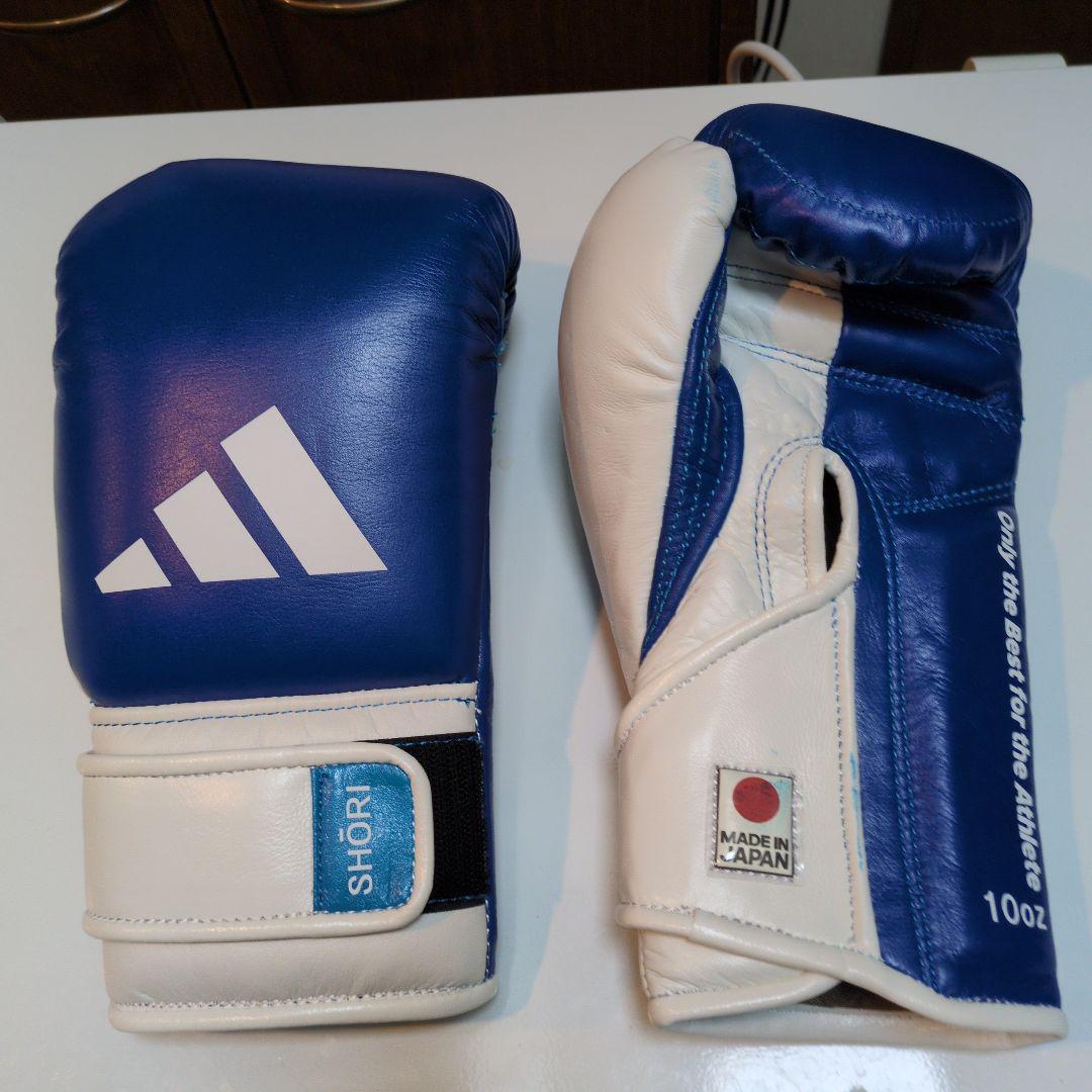 新品未使用、最高級ボクシンググローブ Adishori ベロクロ、10oz、本革