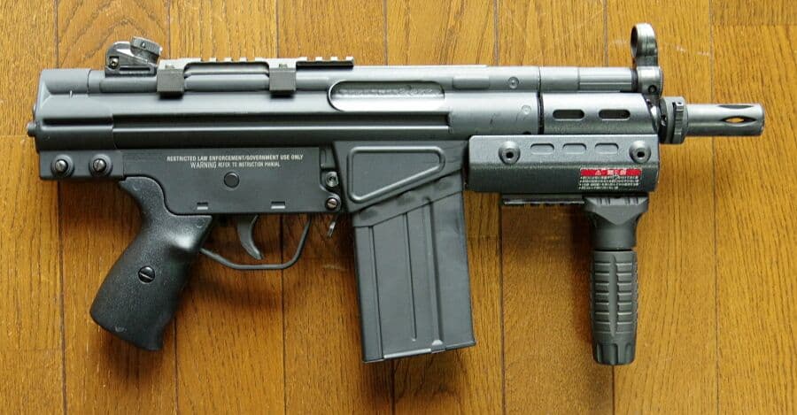 東京マルイ H&K G3 SAS スペアマガジン＆マウントベース＆BTグリップ付