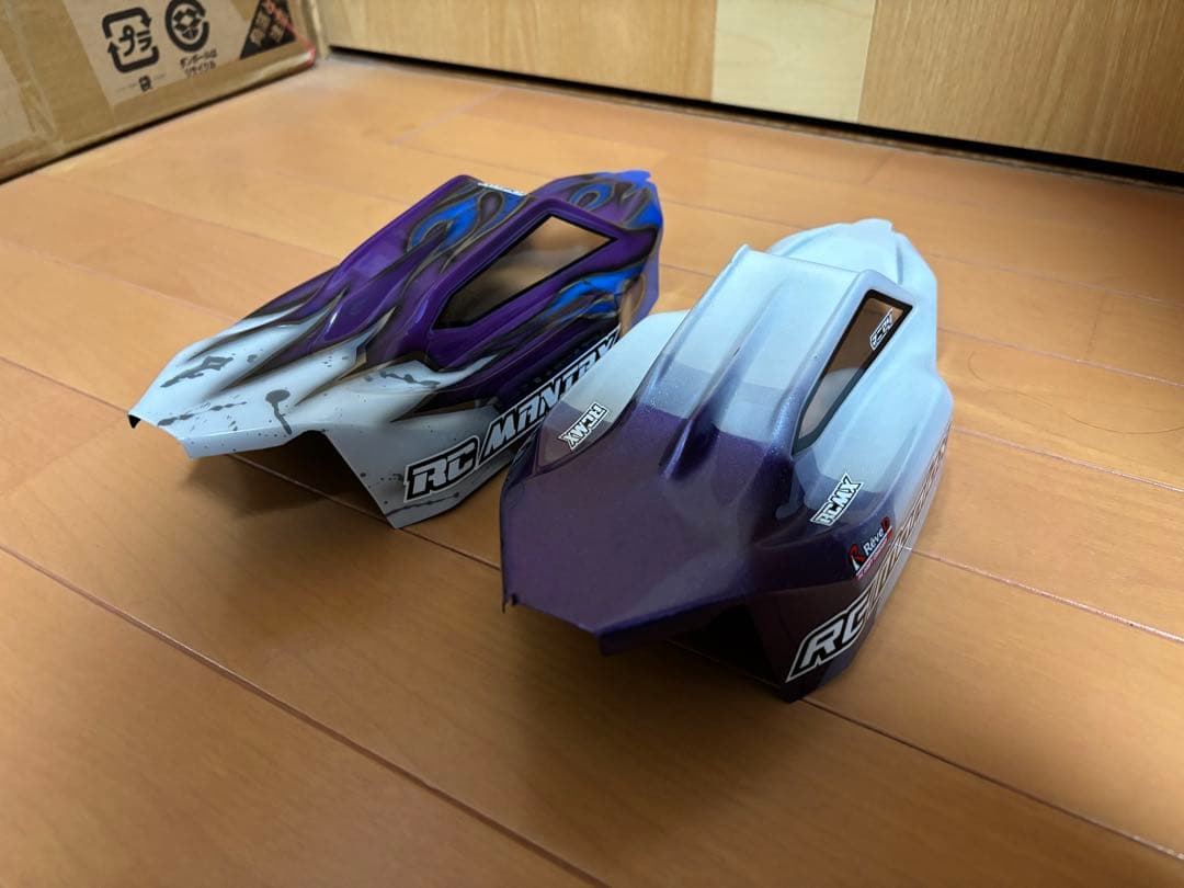 Associated RC10 B7 メカ類付き スペアパーツ多数