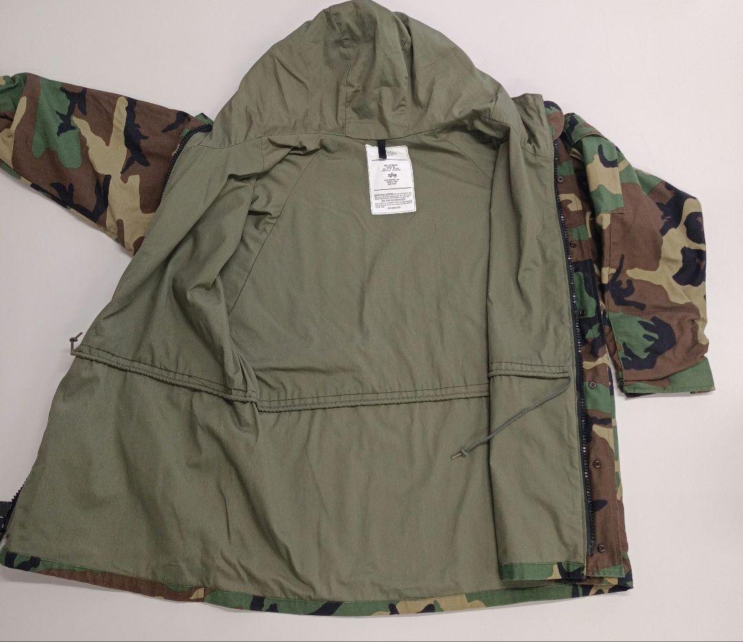 迷彩パーカ ALPHA INDUSTRIES 冷気用