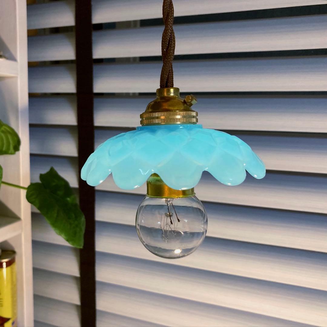 オールドバカラ　ミニシャンデリア　（刻印入）　ブルーオパールセント　フランス