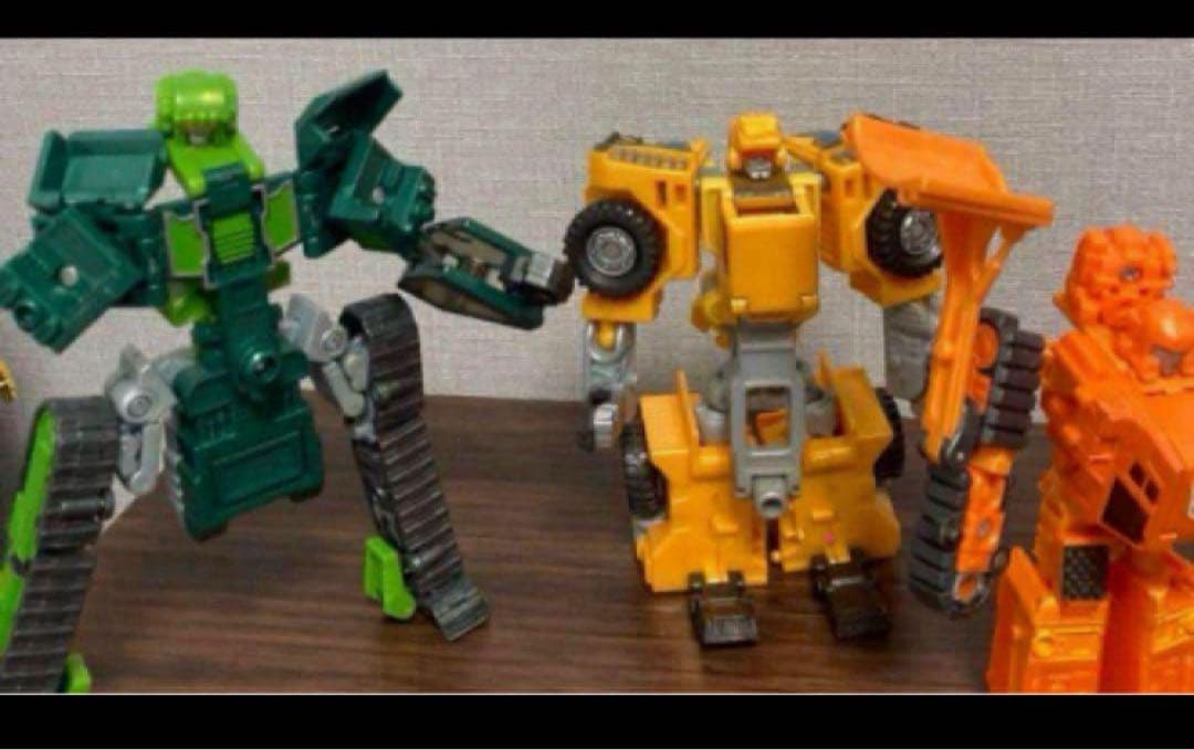 トランスフォーマー　ビルドキング　カーロボット①