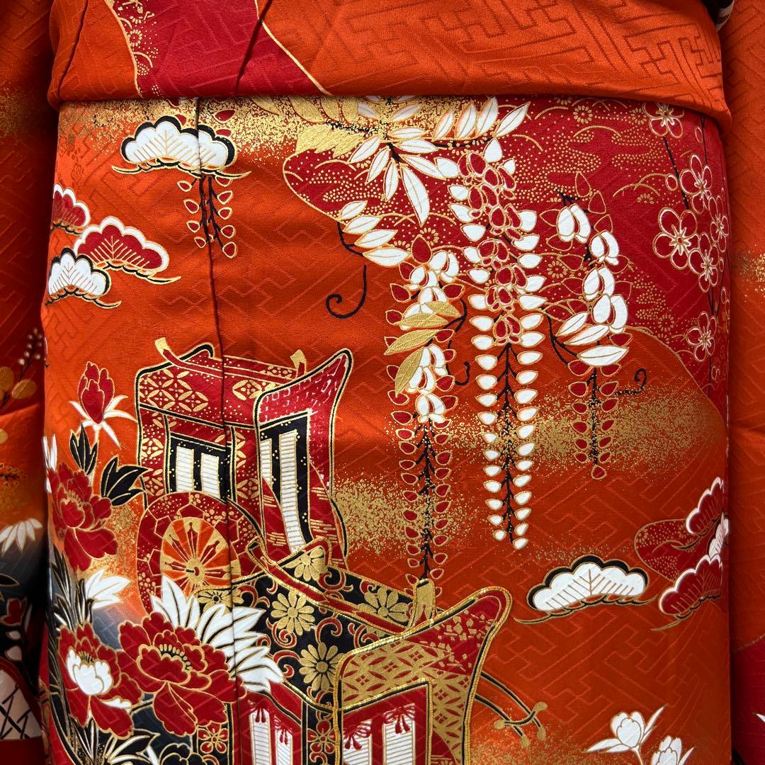 353 振袖フルセット 正絹 レッド 朱赤 赤 黒 金彩 駒刺繍 暈し染め 古典