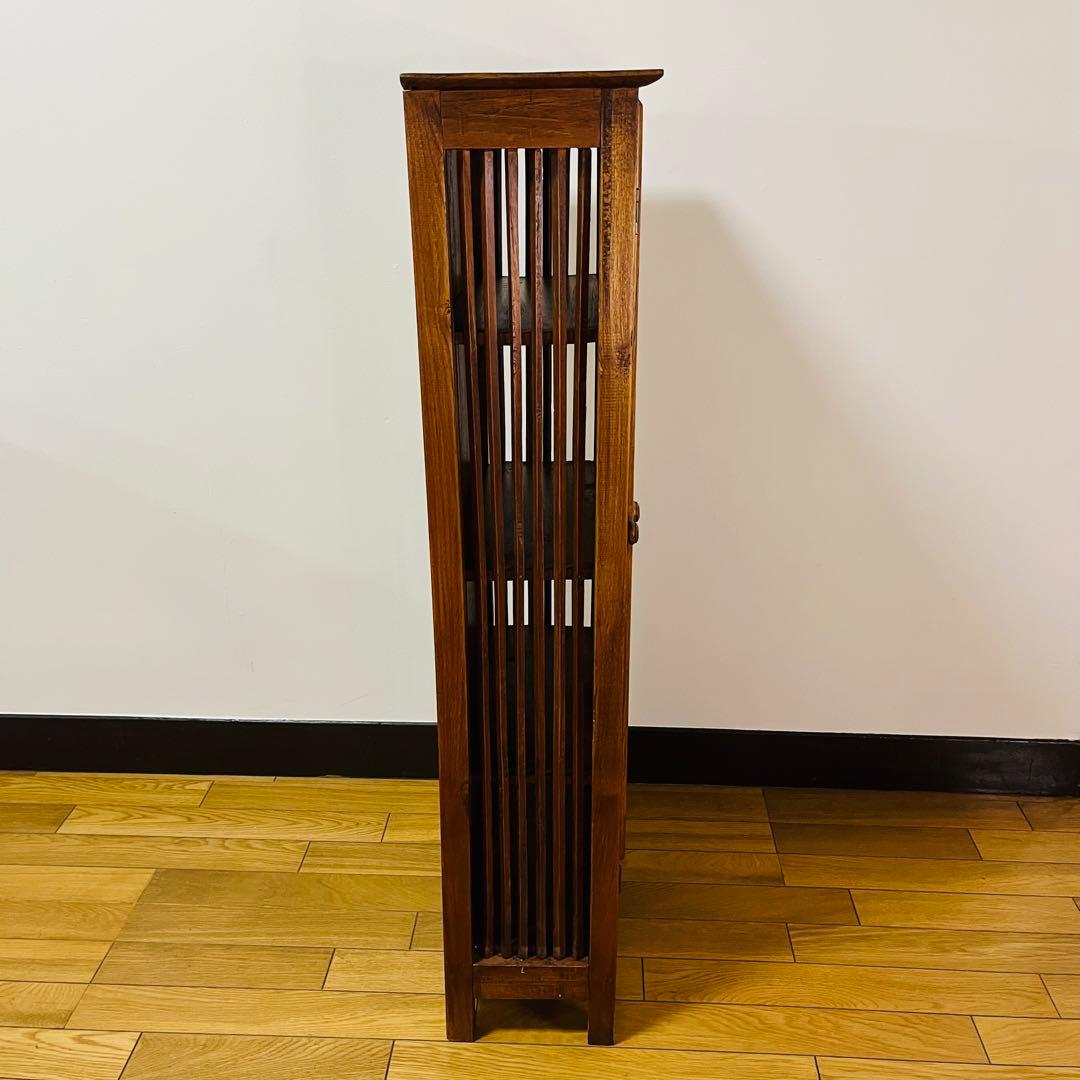 希少品　キャビネット 収納棚 アカンサスの彫刻 フランスアンティーク家具