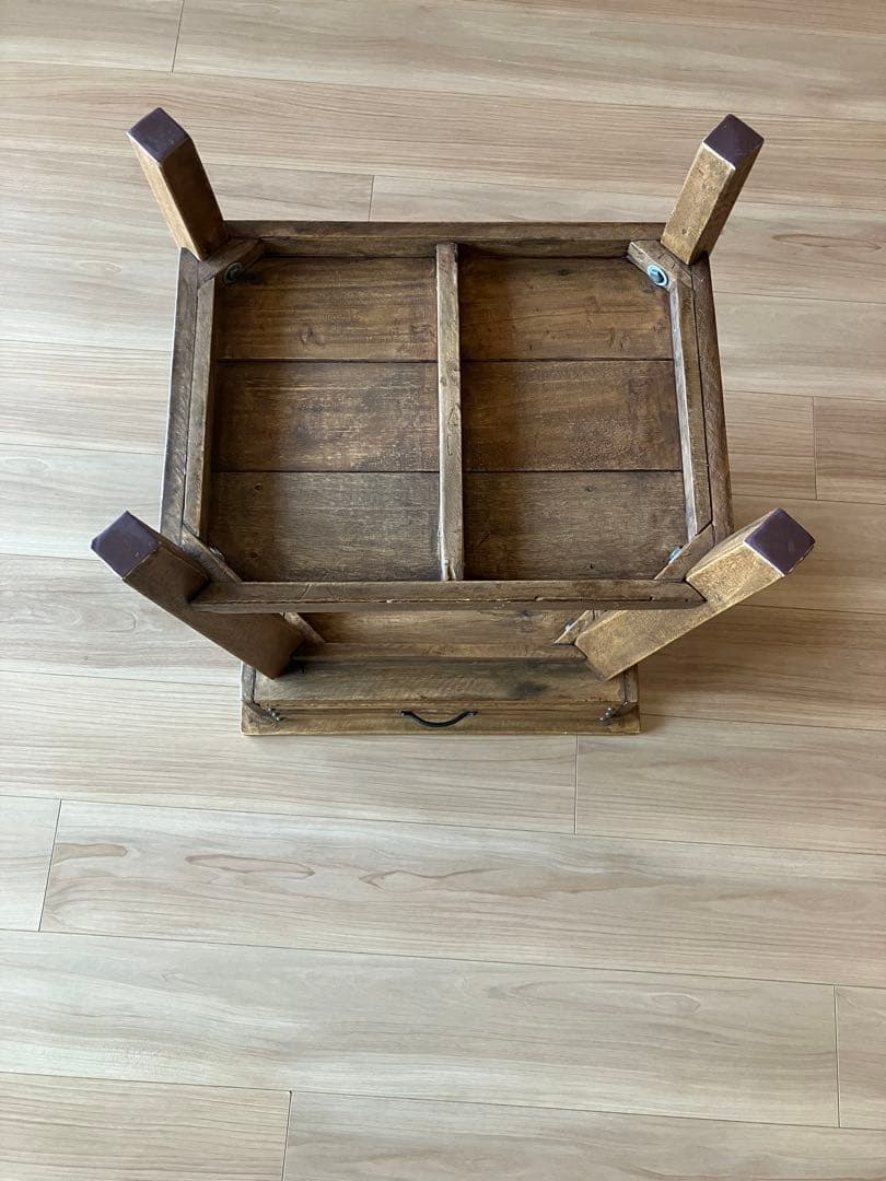 ウッド製サイドテーブル 引き出し付き